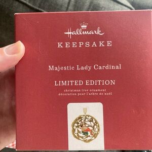 Hallmark Keepsake Cardinal Ornament in Red and Gold